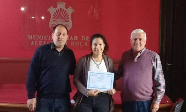 Alejandro Roca: entregaron créditos del Banco de la Gente