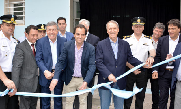 Llamosas y Schiaretti inauguraron la Central de Monitoreo