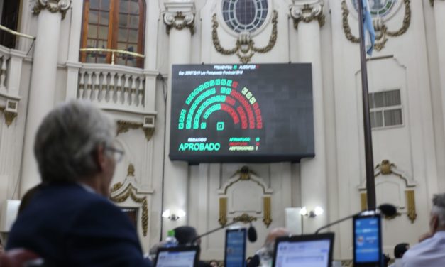 Se realizó la 38ª Sesión Ordinaria de la Unicameral