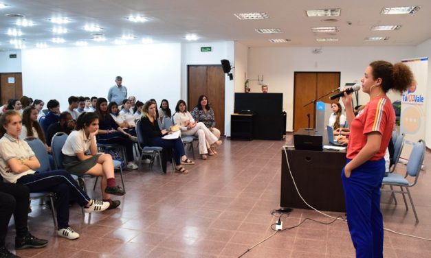 Alumnos realizaron simulacro de Audiencia Pública Ambiental en Río Cuarto
