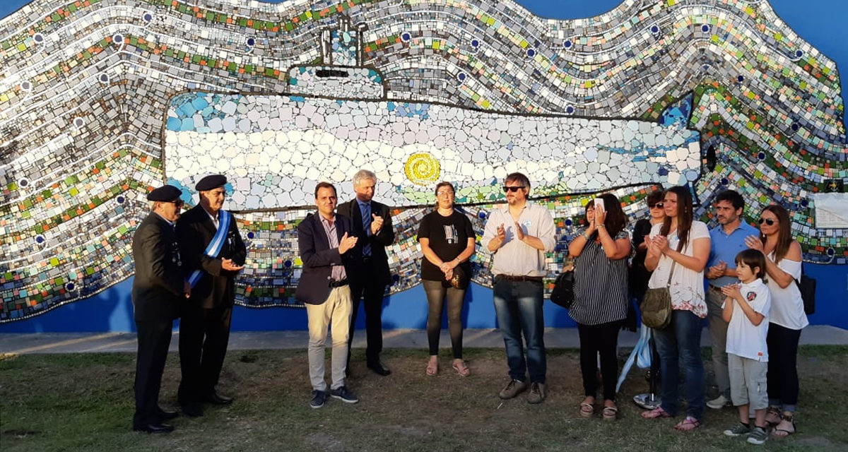 ARA San Juan: se inauguró el mural conmemorativo en el Andino