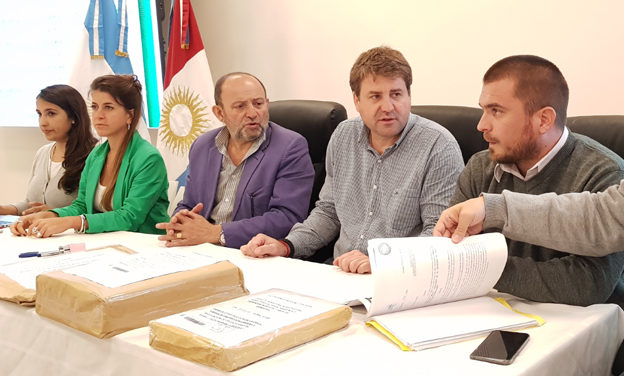 Arias: licitan obras hídricas de protección y regulación