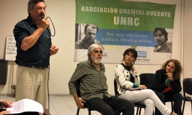 Guillermo Ashworth asumió su segundo mandato al frente del gremio docente