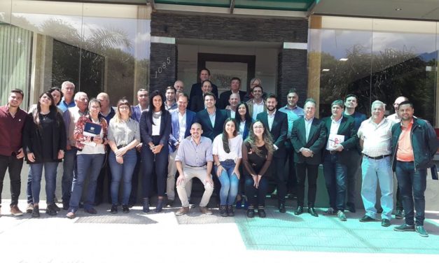 Lanzamiento del Plan Estratégico 2030 con la participación de 20 intendentes