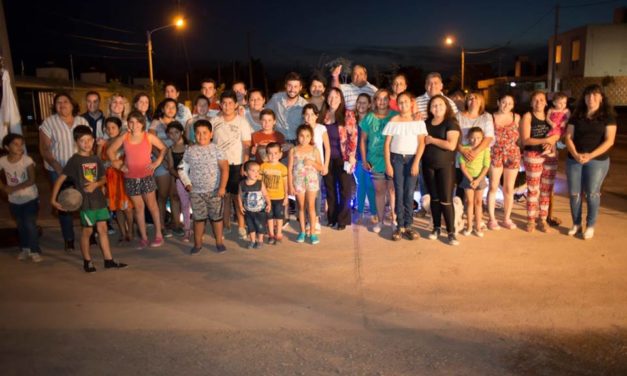 General Deheza: Inauguración cordón cuneta en barrio Cura Brochero