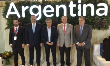 Schiaretti presentó en FITUR la oferta turística de Córdoba
