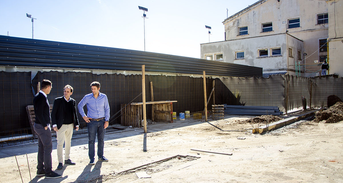 El Intendente Llamosas recorrió las obras en el Centro 11