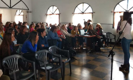 Taller de “Conversaciones poderosas” en Huinca Renancó