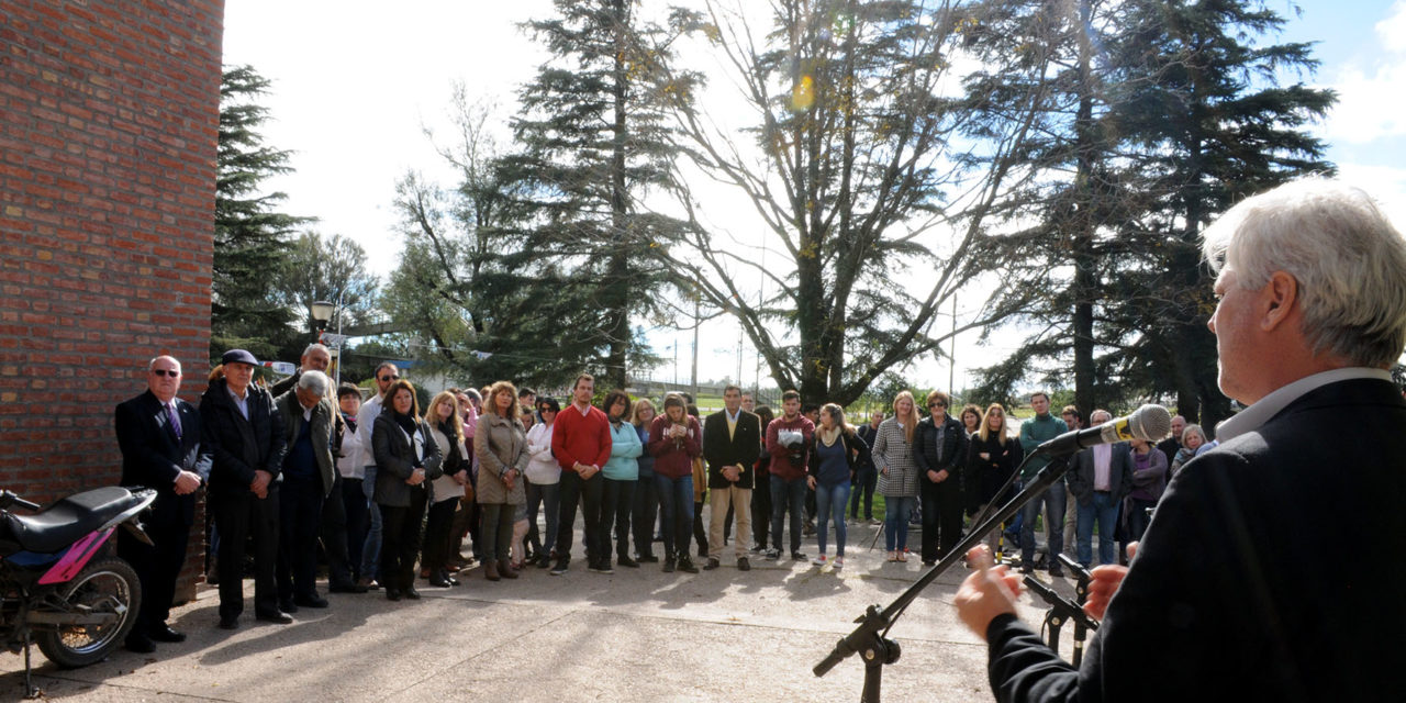 Con un homenaje a los primeros egresados se celebró en el campus el Día del Graduado de la UNRC