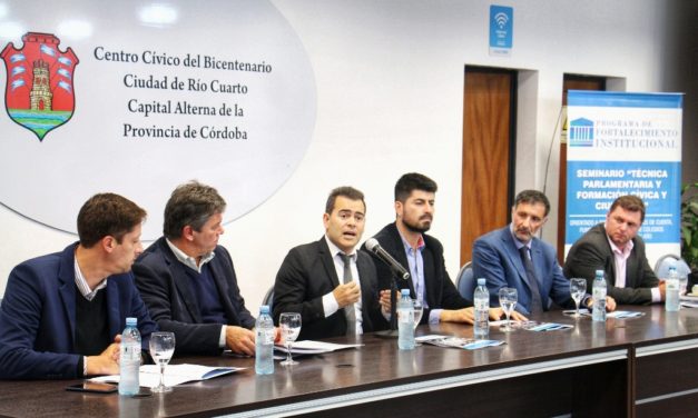 Se dictó el Seminario “Técnica Parlamentaria y formación Cívica y Ciudadana”
