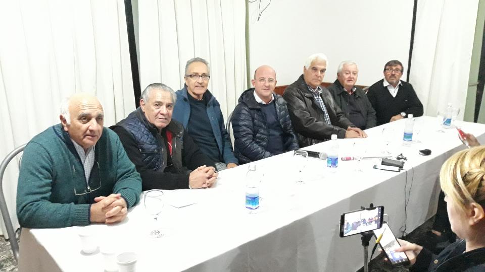 General Cabrera: 6° Rally de Autos Antiguos