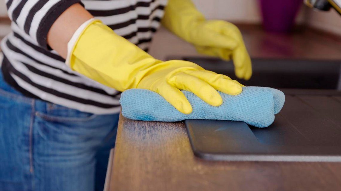 La Unión del Personal de Casas Particulares acordó un aumento del 30% en tres cuotas