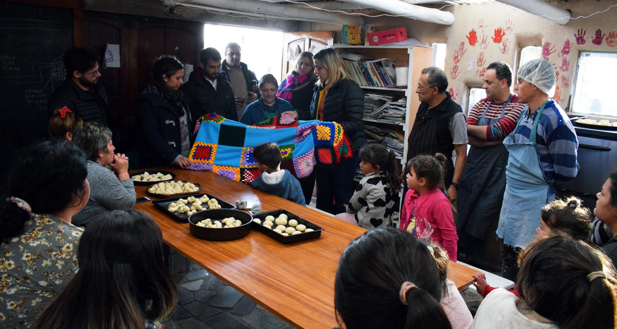 Frazadas Solidarias para “Las Orillas”