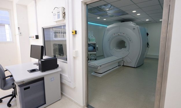 Córdoba avanzará en el reequipamiento integral de los hospitales