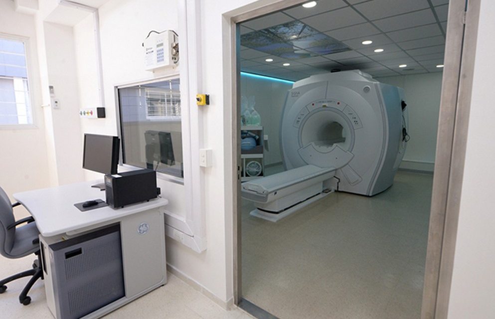 Córdoba avanzará en el reequipamiento integral de los hospitales