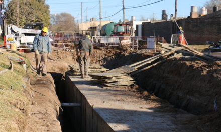 Río Cuarto: el desagüe aliviador de Microcentro en su etapa final