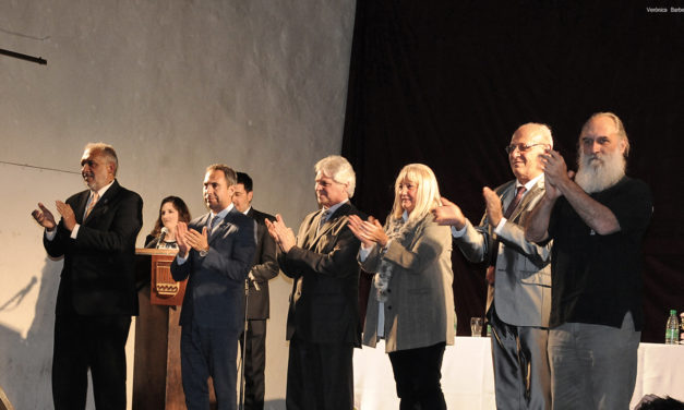 La UNRC entregó en Laboulaye el título de enfermero a 72 graduados del sur provincial