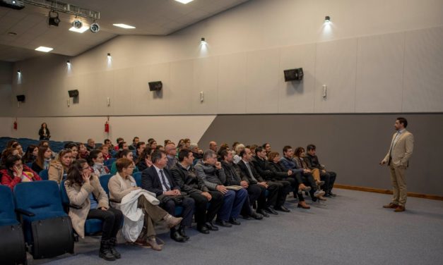 Villa Huidobro: charla sobre liderazgo personal, inteligencia emocional y oratoria