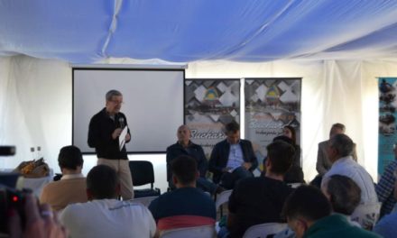 Buchardo: el Ministro Avalle presentó herramientas productivas