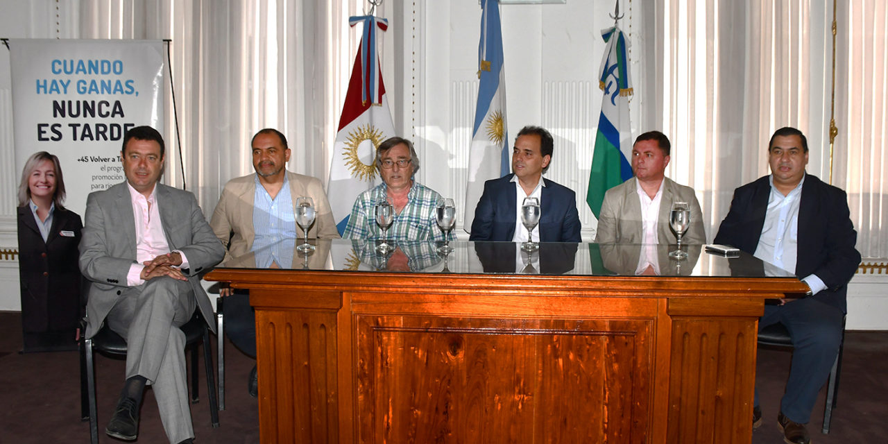 Se presentó la 3 edición del “Más 45 Volver a Trabajar”