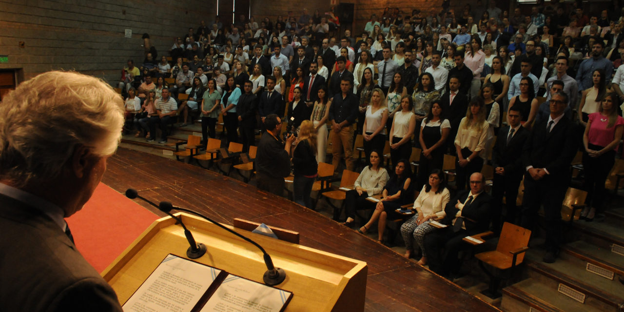 En la 273ª colación de grado de la UNRC recibieron sus títulos 181 graduados