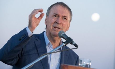El gobernador Schiaretti presentó su nuevo gabinete