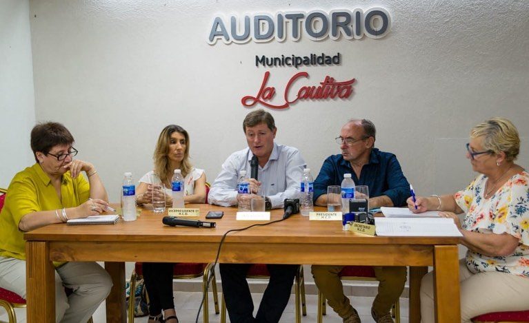 Apertura de sesiones en La Cautiva