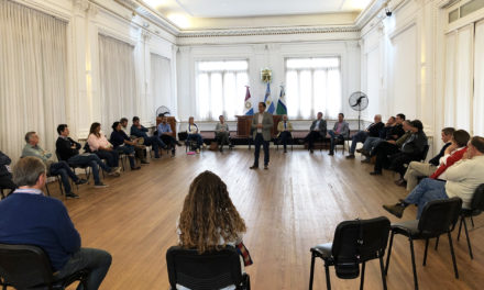 Llamosas se reunió con el Consejo Económico y Social y los bloques de la oposición