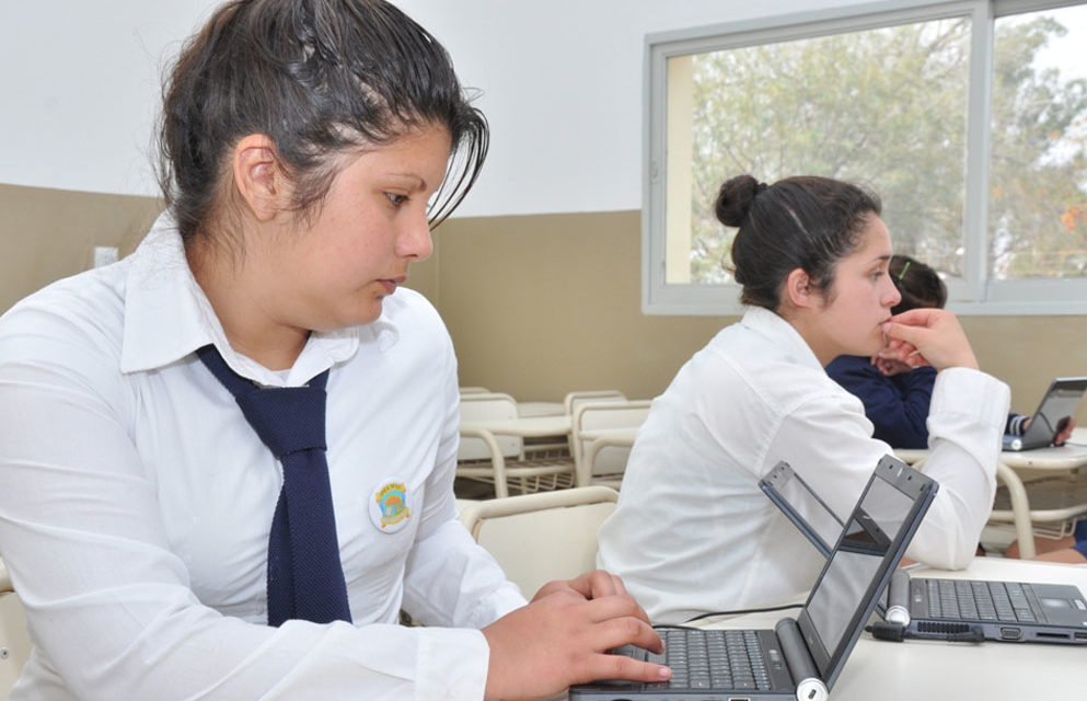La Provincia lanzó la web Tu Escuela en Casa