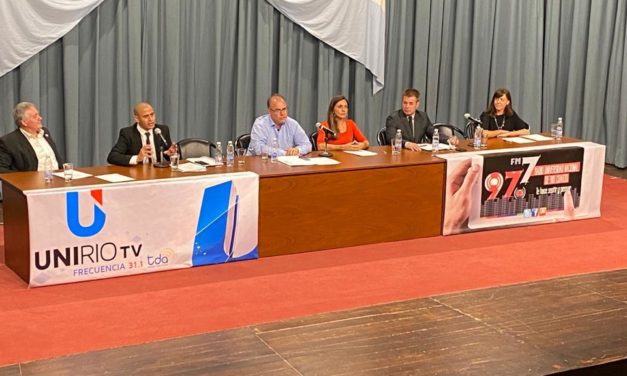 Sin Llamosas y Scoppa, se realizó en la UNRC el debate de candidatos