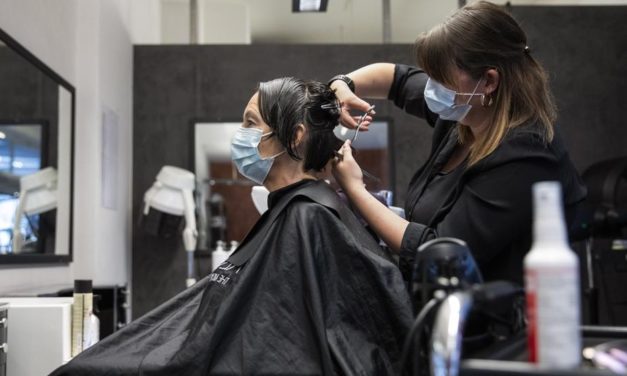 Se habilitan más actividades comerciales y profesionales