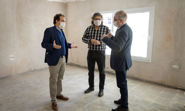 Llamosas recorrió las obras en el Centro de Salud
