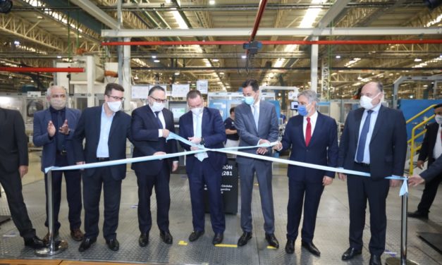 Calvo destacó a Córdoba como centro mundial de producción automotriz