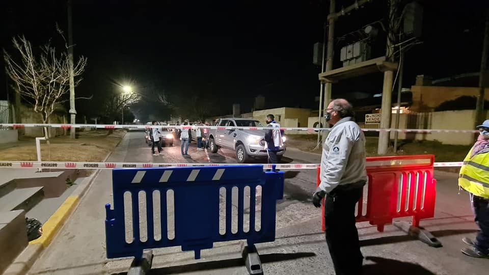 Río Cuarto: se mantiene el estricto cordón sanitario en el barrio Santa Rosa