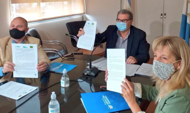 La Provincia formalizó convenio para fortalecer la innovación tecnológica de la Agroindustria