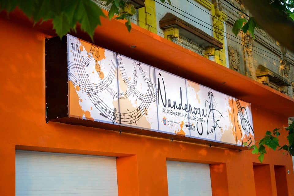 Arias: Inauguran nuevo espacio para la Academia Municipal de danzas “Ñanderoga”