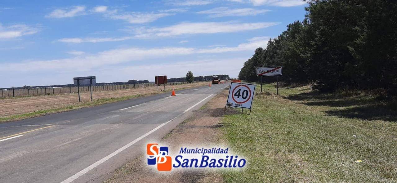 Realizan tareas de mantenimiento en Ruta Provincial N°24