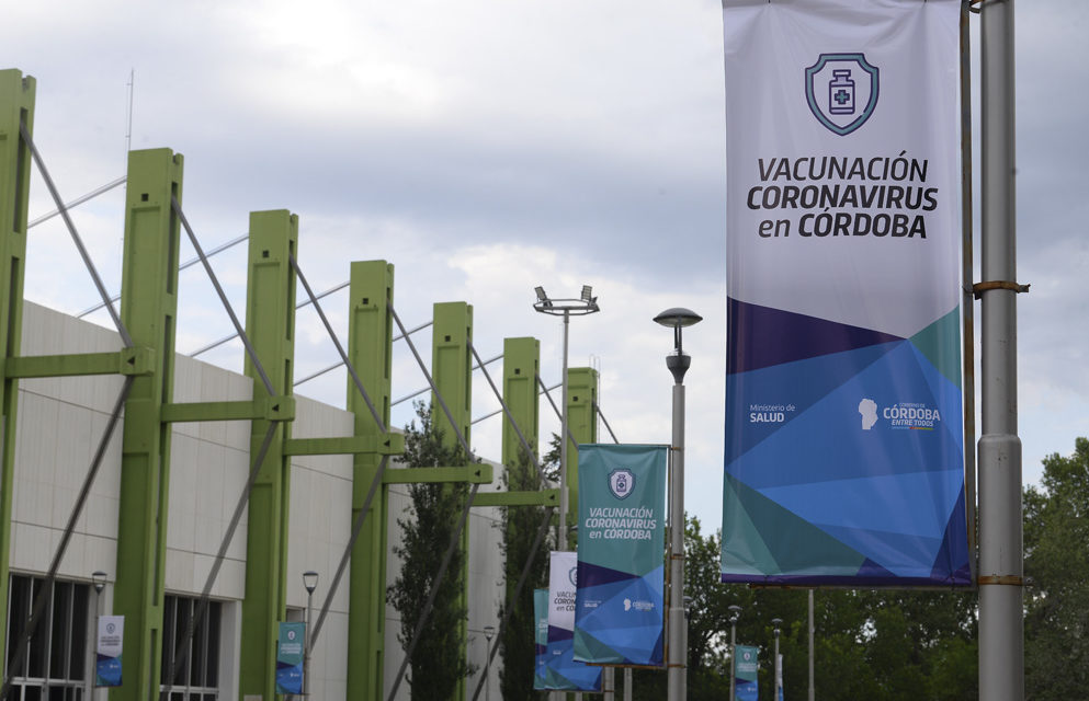 En el segundo día se vacunaron 3.518 personas