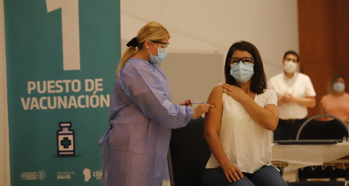 Comenzó la vacunación contra el Coronavirus