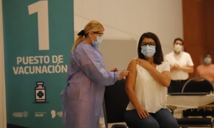 Comenzó la vacunación contra el Coronavirus