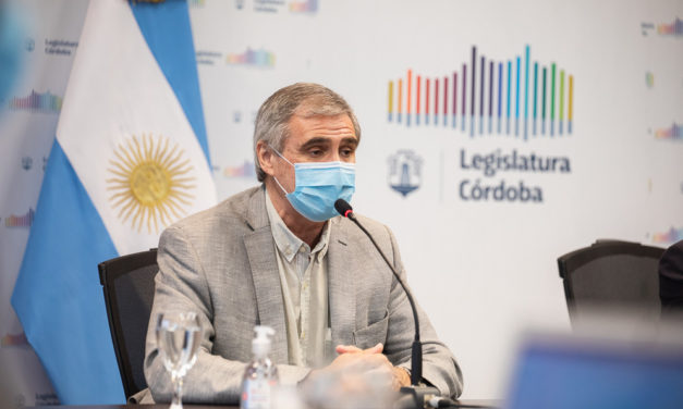 Grahovac informó en la Legislatura sobre el próximo inicio de clases