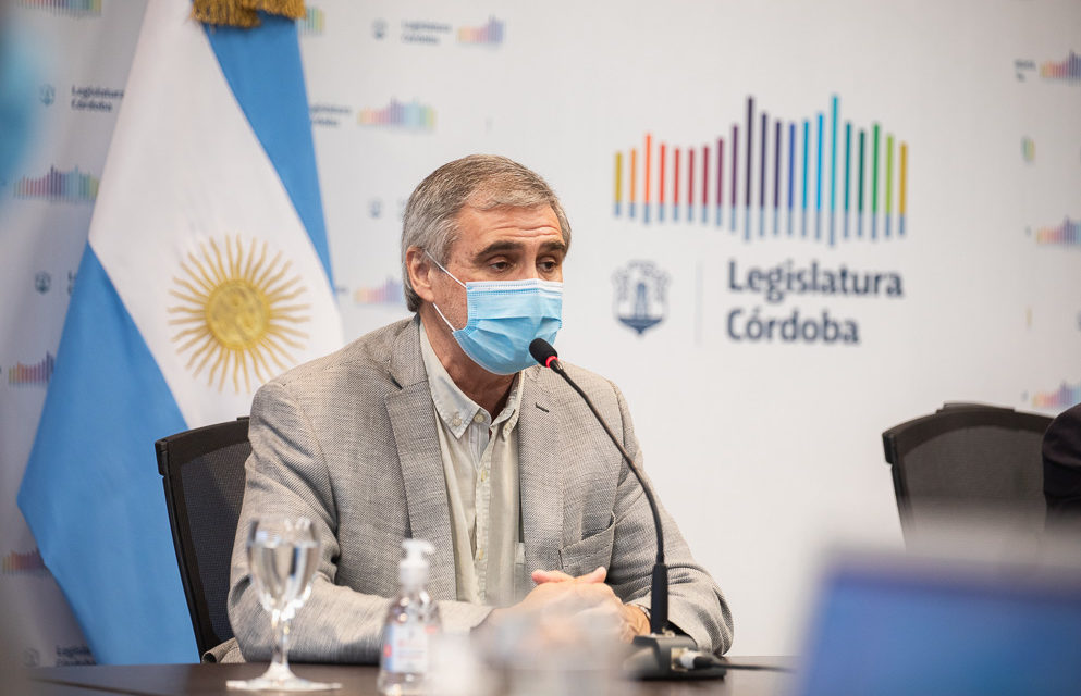 Grahovac informó en la Legislatura sobre el próximo inicio de clases