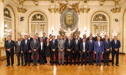 Ranking de gobernadores: creció 10,9 puntos la imagen positiva de Juan Schiaretti