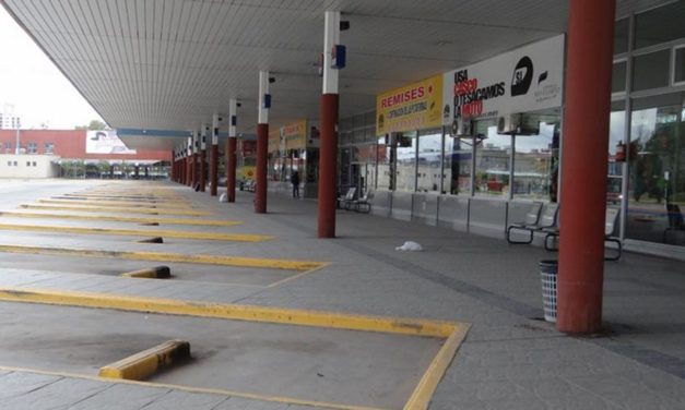 A la espera del pago salarial, continúa hoy el paro de transporte interurbano