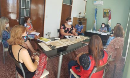 Las Acequias: Tomatis se reunió con directivos de los centros educativos