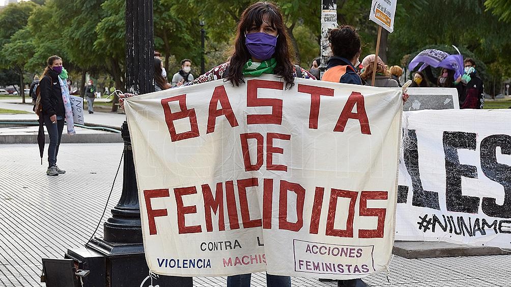 Colectivo de mujeres proponen declarar la «emergencia nacional por violencia de género»