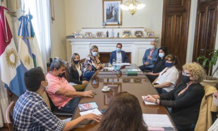 LLamosas se reunió con la Comisión Municipal de la Memoria