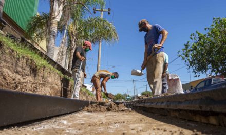 Obras Públicas: avanza la obra de cordón cuneta en el Suroeste de Río Cuarto