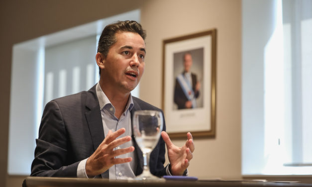 Calvo pidió profundizar la colaboración con EEUU en materia tecnológica