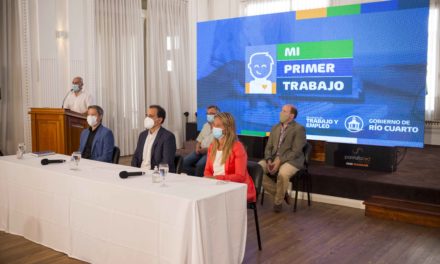 Río Cuarto: Llamosas presentó el Programa Mi primer Trabajo
